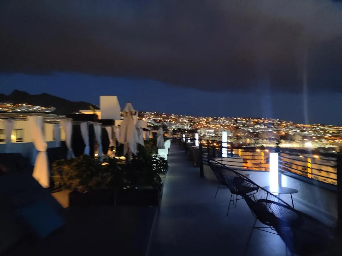 Apartahotel Luxury Apartment With Pool View Costa Adeje